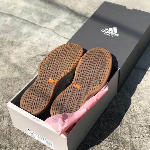 Adidas Ubersonic 3m Tennis/Running shoes - Picture 6 of 8